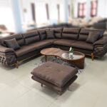 Ugaona garnitura Maja braon 300X300cm sa tabure